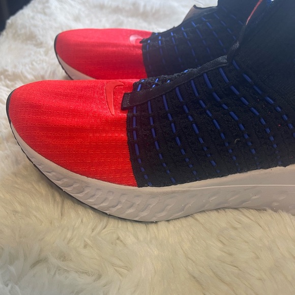 Nike React Phantom Run Flyknit 2 Black Bright Crimson Women’s Size 10 - Picture 13 of 15